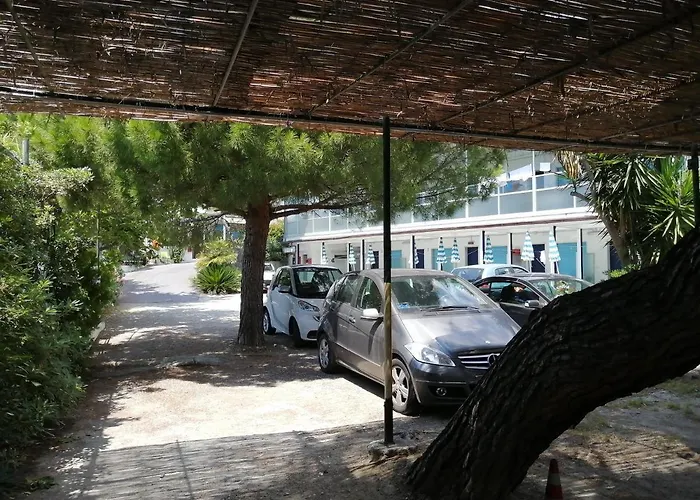 Lejlighedshotel Villaggio Turistico La Vesca 3*